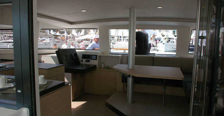 Rent a catamaran in American Yacht Harbor - Bali 4.5 - 4 + 2 cab.