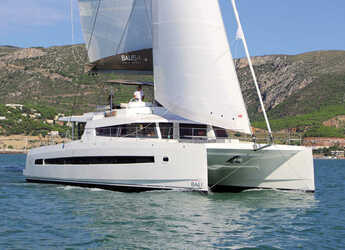 Chartern Sie katamaran in Palm Cay Marina - Bali 5.4 - 4 + 1 cab.