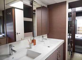 Chartern Sie katamaran in Palm Cay Marina - Bali 5.4 - 5 + 2 cab