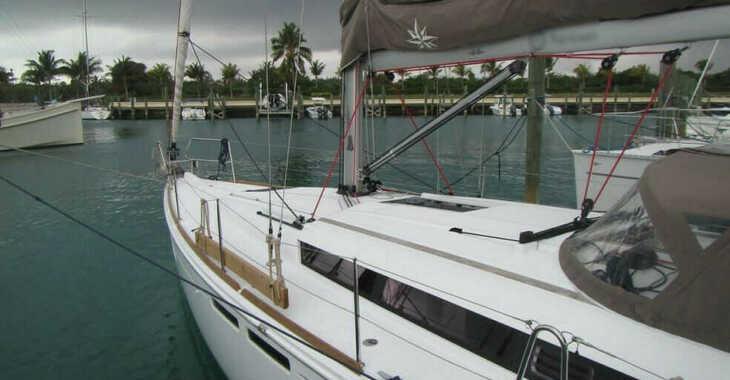 Rent a sailboat in Palm Cay Marina - Sun Odyssey 409