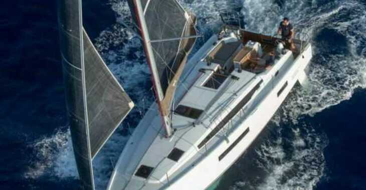 Rent a sailboat in Palm Cay Marina - Sun Odyssey 410 - 3 cab.