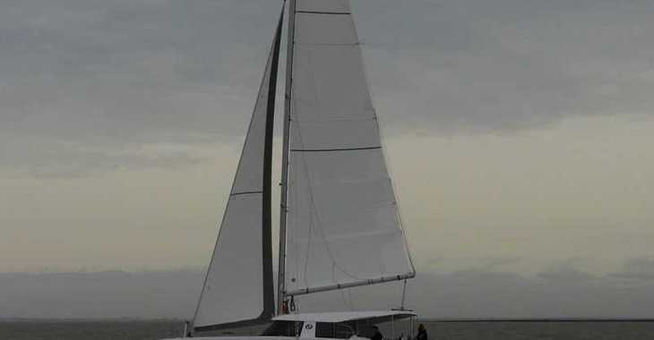 Rent a catamaran in Anse Marcel Marina (Lonvilliers) - Nautitech 40 Open - 4 + 2 cab.