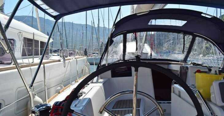 Rent a sailboat in Anse Marcel Marina (Lonvilliers) - Sun Odyssey 419