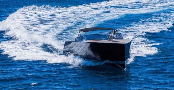 Rent a yacht in Marina Botafoch - Van dutch 40 Negra