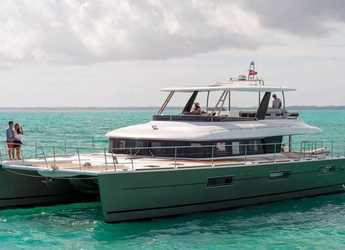 Rent a power catamaran in Palm Cay Marina - Lagoon 630 - 5 + 2 cab.