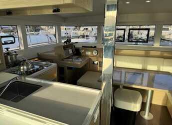 Rent a catamaran in Marina Le Marin - Lagoon 40