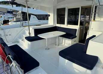 Rent a catamaran in Marina Le Marin - Lagoon 40