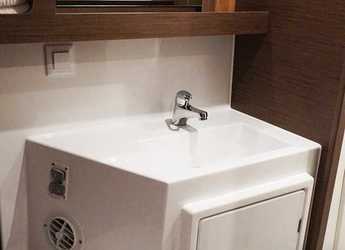 Chartern Sie katamaran in Compass Point Marina - Lagoon 42 - 4 + 2 cab.