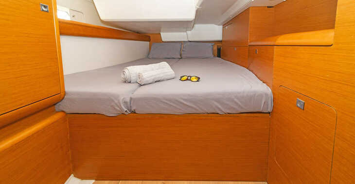 Chartern Sie segelboot in Paros Marina - Sun Odyssey 519 A/C & GEN