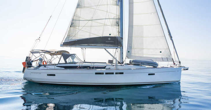 Rent a sailboat in Paros Marina - Sun Odyssey 519 A/C & GEN