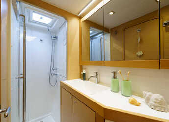 Rent a catamaran in Marina Mandalina - Lagoon 39 - 4 + 2 cab.