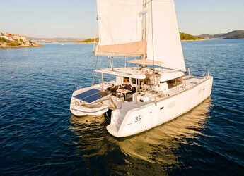 Rent a catamaran in Marina Mandalina - Lagoon 39 - 4 + 2 cab.