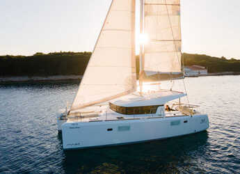 Rent a catamaran in Marina Mandalina - Lagoon 39 - 4 + 2 cab.