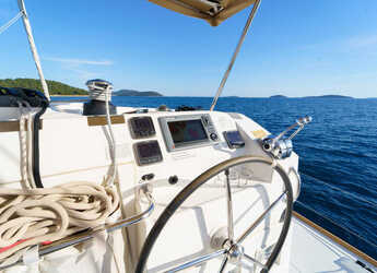Rent a catamaran in Marina Mandalina - Lagoon 39 - 4 + 2 cab.