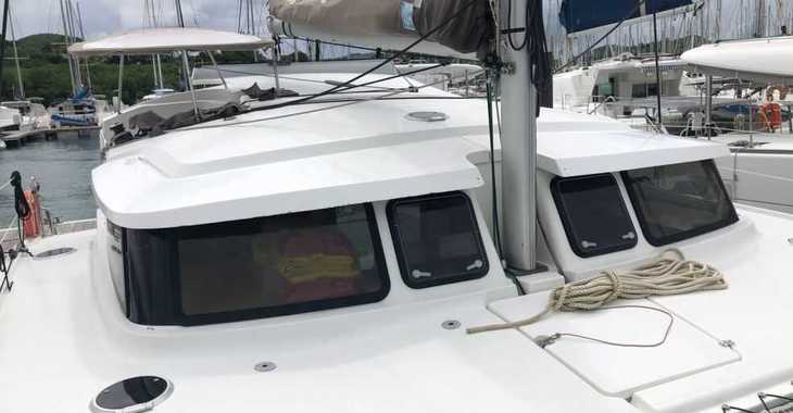 Rent a catamaran in Marina Le Marin - Mahe 36 - 3 cab.