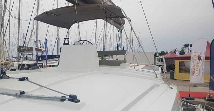 Rent a catamaran in Marina Baotić - Bali 4.5 - 4 + 2 cab.