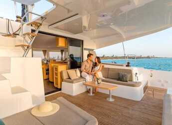 Alquilar catamarán en Porto Olbia - Lagoon 42 - 4 + 2 cab.