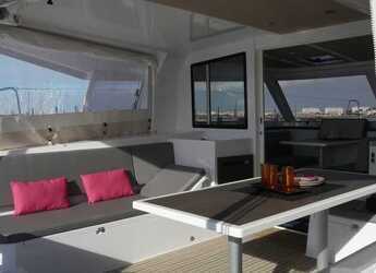 Chartern Sie katamaran in Anse Marcel Marina (Lonvilliers) - Nautitech 40 Open - 4 + 1 cab.