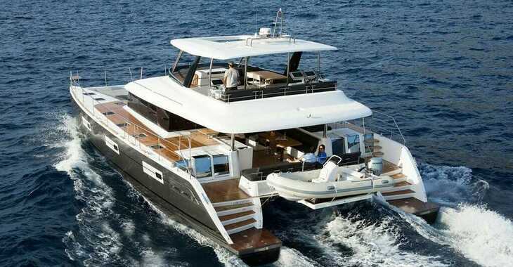 Rent a power catamaran in Lavrion Marina - Lagoon 630 Powercat LUX