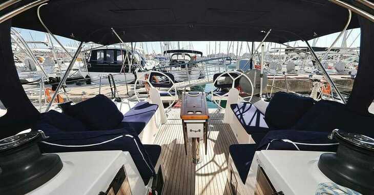 Rent a sailboat in ACI Marina Vodice - Bavaria C42