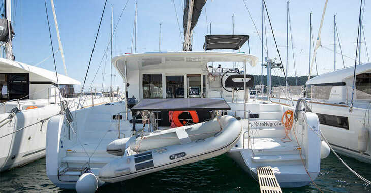 Alquilar catamarán en ACI Pomer - Lagoon 40 - 4 + 2 cab 