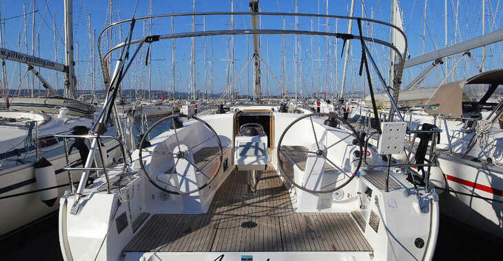 Rent a sailboat in Trogir ACI Marina - Bavaria Cruiser 41 - 3 cab.