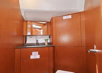 Chartern Sie segelboot in Trogir (ACI marina) - Bavaria Cruiser 41 - 3 cab.