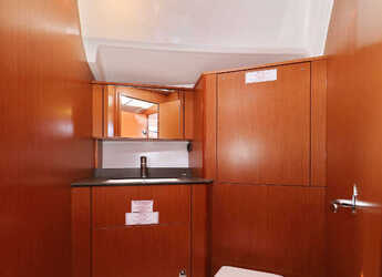 Chartern Sie segelboot in Trogir (ACI marina) - Bavaria Cruiser 41 - 3 cab.