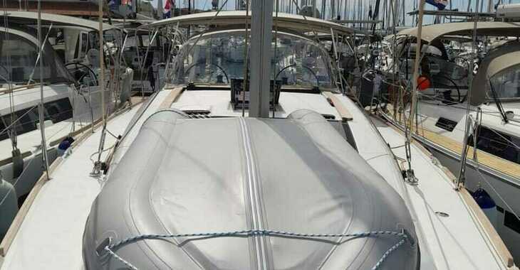 Rent a sailboat in ACI Marina Vodice - Dufour 412