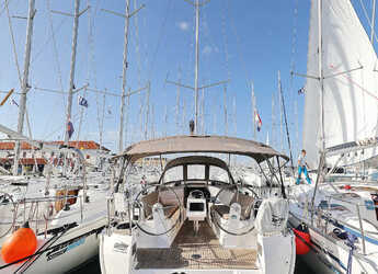 Rent a sailboat in ACI Jezera - Bavaria Cruiser 37 - 3 cab.