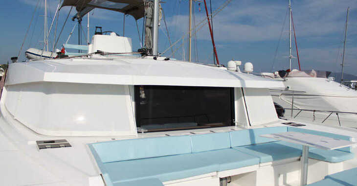 Rent a catamaran in Naviera Balear - Bali 4.5 - 4 + 2 cab.