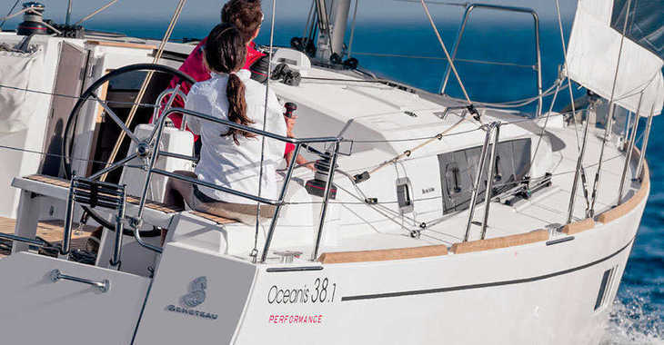 Rent a sailboat in Marina de Dénia - Beneteau Oceanis 381