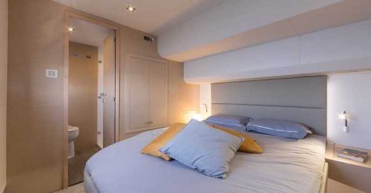 Rent a catamaran in Marina Tourlos - MY 44 Maestro