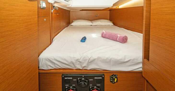 Chartern Sie segelboot in Marina Skiathos  - Sun Odyssey 410
