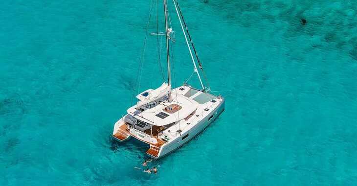 Rent a catamaran in Volos - Lagoon 42 A/C & GEN.