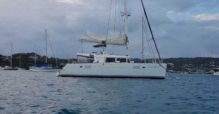 Rent a catamaran in Marina Cala de Medici - Lagoon 450 F