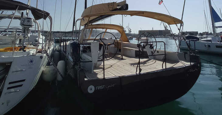 Rent a sailboat in Marina Baotić - First 53 - 3 + 1 cab.