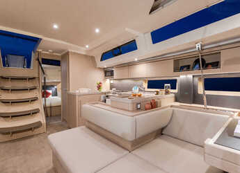 Rent a sailboat in Nidri Marine - Sunsail 52.4 (Classic)