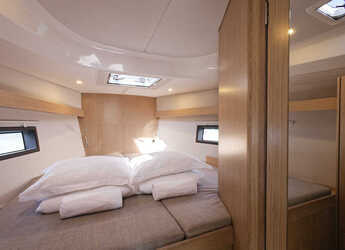 Alquilar velero en Marina Kastela - Bavaria C42