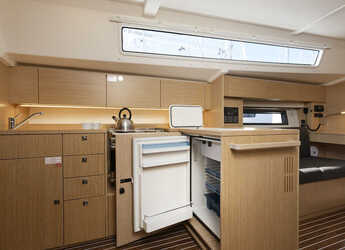 Alquilar velero en Marina Kastela - Bavaria C42