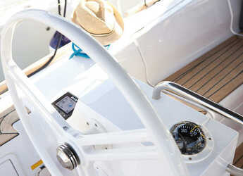 Rent a sailboat in Marina Kastela - Elan Impression 40.1