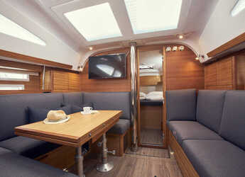 Rent a sailboat in Marina Kastela - Elan Impression 40.1