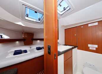 Chartern Sie segelboot in Trogir (ACI marina) - Bavaria Cruiser 40 S