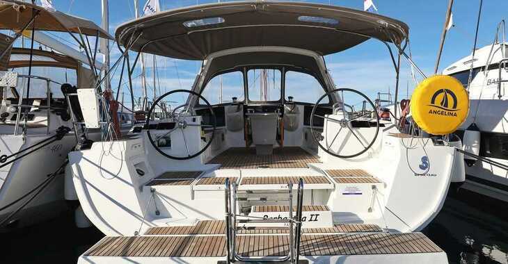 Rent a sailboat in SCT Marina Trogir - Oceanis 45 - 4 cab.