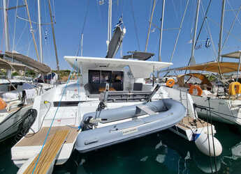 Rent a catamaran in Lavrion Marina - Fountaine Pajot Isla 40 - 4 cab.