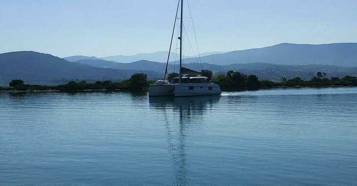 Rent a catamaran in Marina di Stabia - Nautitech 40 open NEW - 4 + 2 cab.