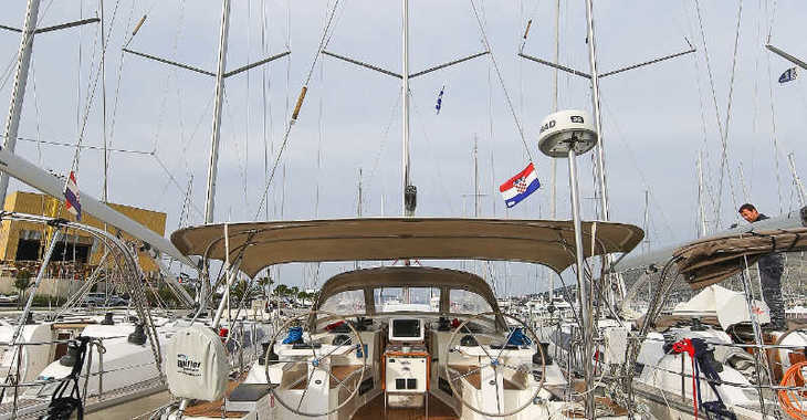 Rent a sailboat in ACI Jezera - Bavaria Cruiser 50
