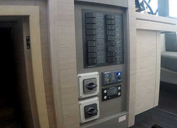 Alquilar catamarán en Marina Mandalina - Fountaine Pajot Astréa 42