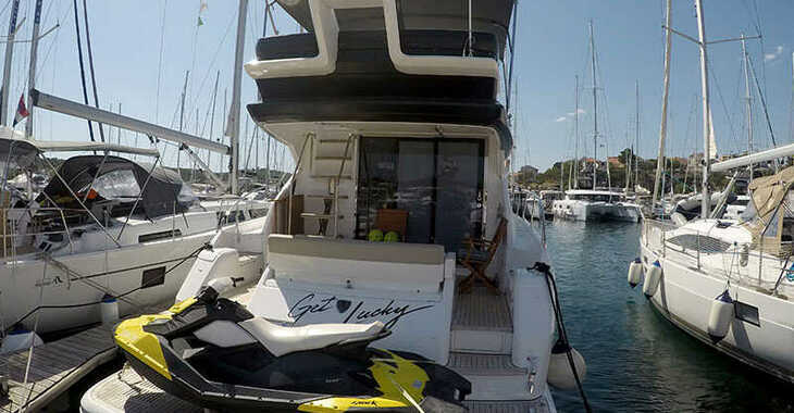 Rent a yacht in Marina Mandalina - Fairline Squadron 50