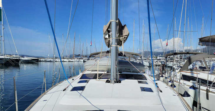 Chartern Sie segelboot in Marina Kastela - Dufour 512 Grand Large
